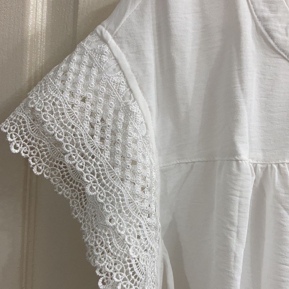 Adrienne Vittadini blouse - Picture 2 of 6